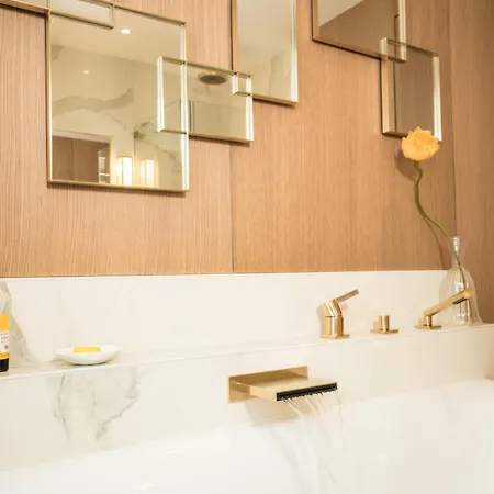 Superbe Penthouse 2 Hammam Terrasse Parijs